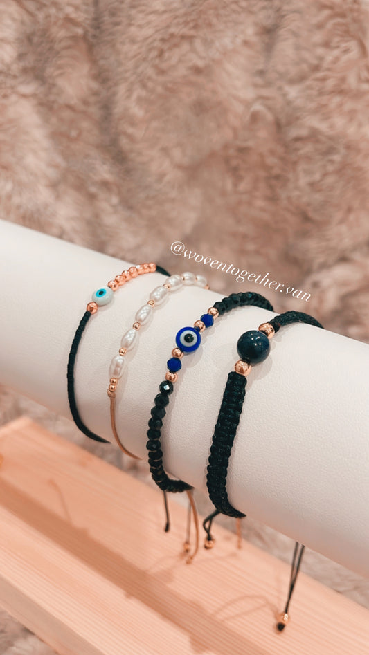 Thread Bracelet Package